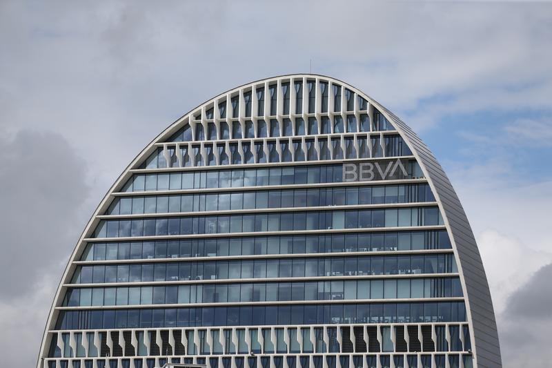 BBVA completa el primer tramo de su recompra de acciones al invertir 1.500 millones de euros