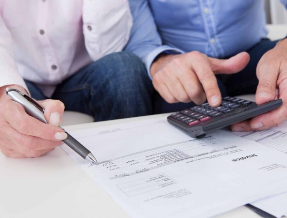 ¿Cómo corregir un error en una factura? 1 Merca2.es 4 octubre 1675x1275 1 Merca2.es