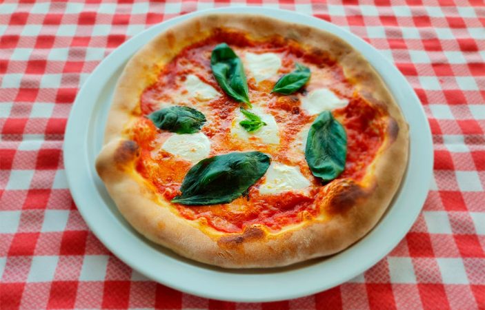 Pizza margarita receta plato opt 1 Merca2.es