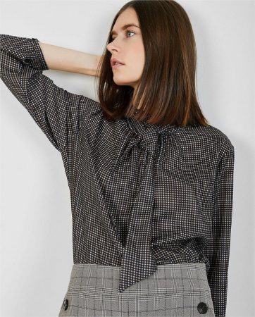 El Corte Inglés: 10 prendas especiales para lucir mejor que nunca 14 Merca2 blusa estampado cuadros green coast el corte ingles