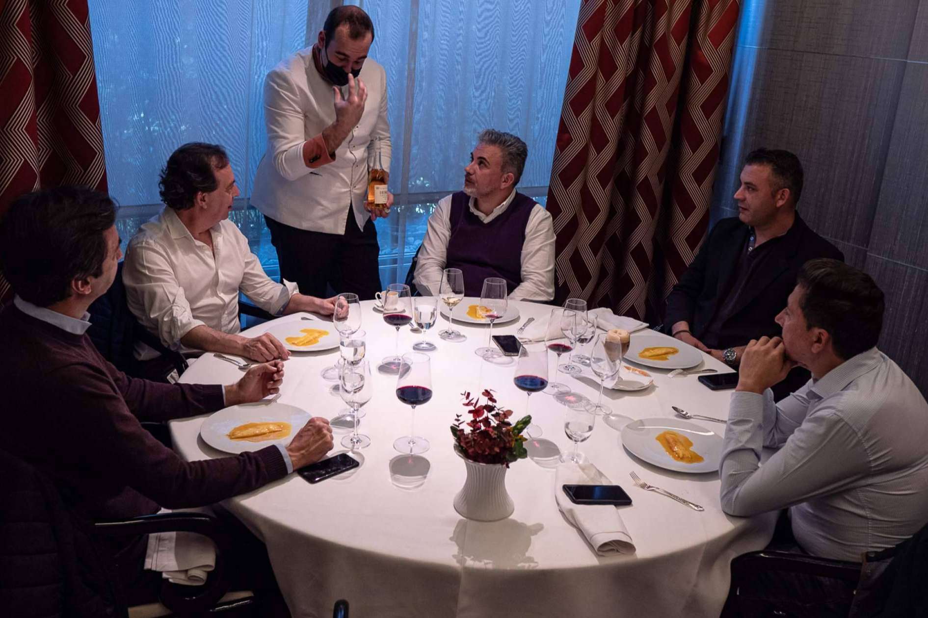 Las enseñas Gambrinus, Cruz Blanca y Oficial Irish Pub ya pueden ofrecer toda la línea de Kachopo King