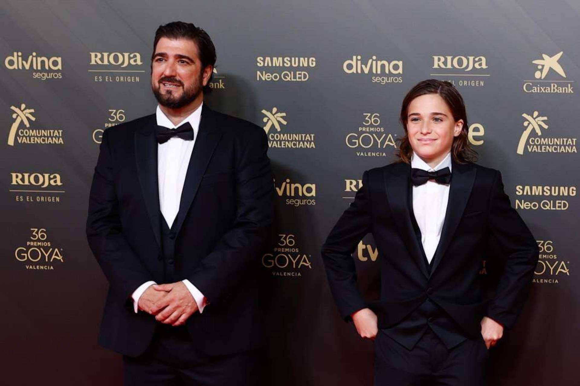 Antonio Orozco deslumbra en los Goya con Atelier de Bodas