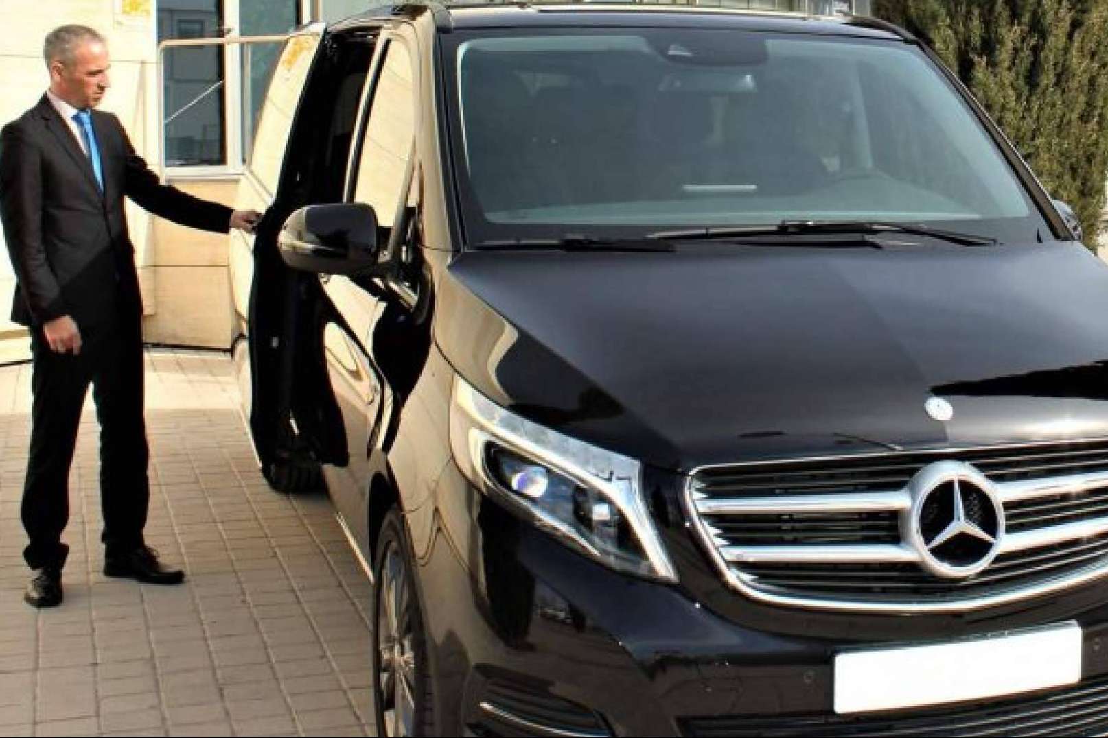 Servicios de traslado al aeropuerto, por la empresa especialista Traslados Aeropuerto Madrid