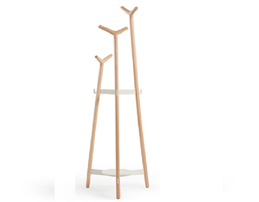 Percheros de pie y percheros de pared: recursos para una decoración de diseño