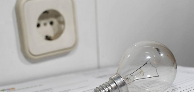 precio factura luz kT9H 984x468@El Comercio Merca2.es