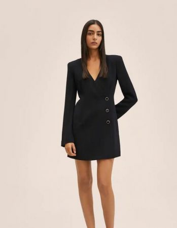 screenshot shop.mango .com 2022.03.17 10 58 22 Merca2.es