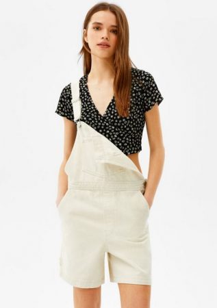 Los nuevos vaqueros de Bershka que te quitan dos tallas de golpe 73 Merca2.es Bershka