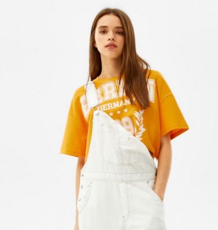 Los nuevos vaqueros de Bershka que te quitan dos tallas de golpe 76 Merca2.es screenshot www.bershka.com 2022.03.09 18 46 17 Merca2.es