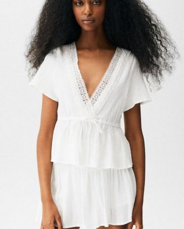 El vestido de Pull&Bear que le gustaría vender a las marcas de lujo 11 Merca2.es screenshot www.pullandbear.com 2022.03.27 12 36 59 Merca2.es