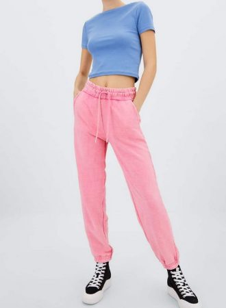 screenshot www.stradivarius.com 2022.03.30 16 00 25 Merca2.es