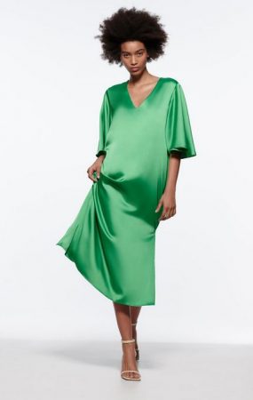 screenshot www.zara .com 2022.03.03 19 30 05 Merca2.es