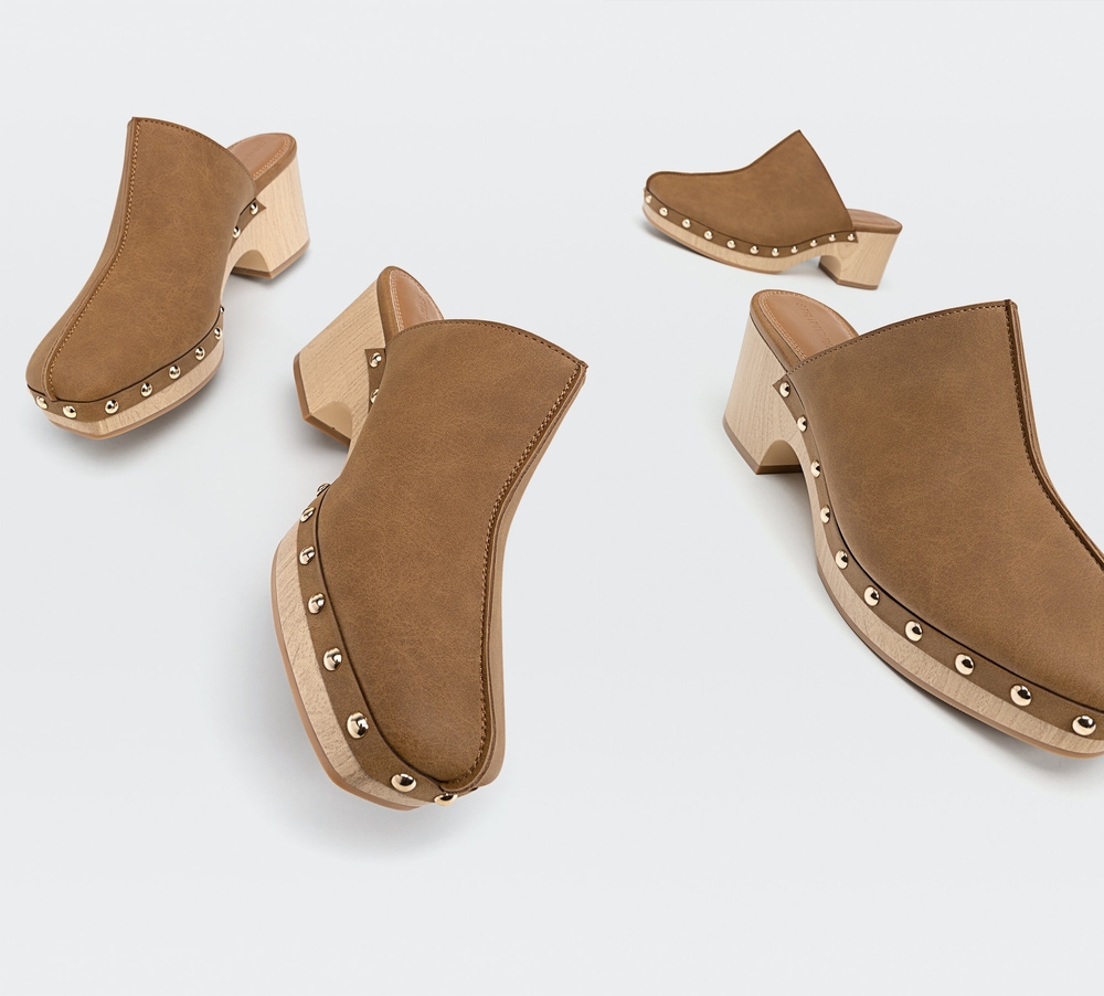 zuecos de Stradivarius