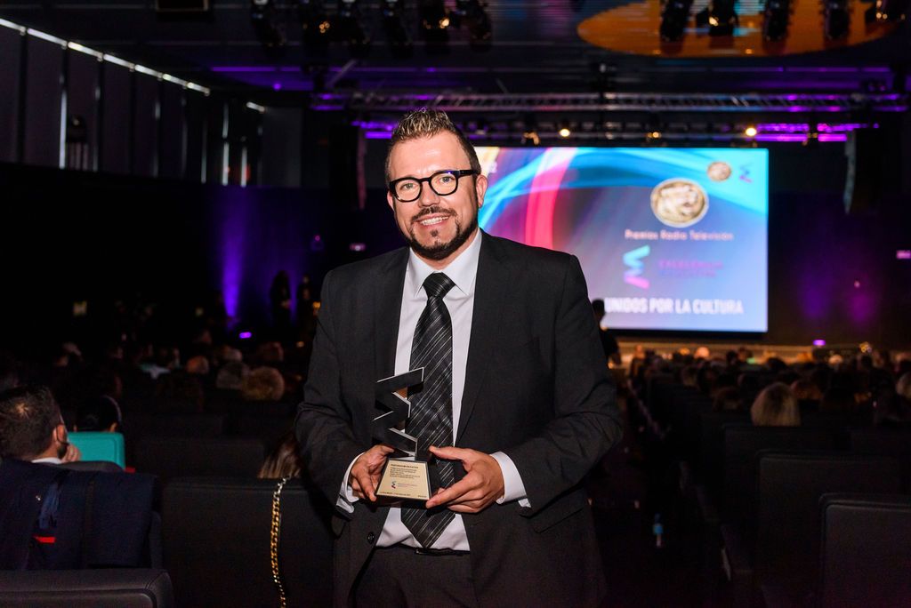 Psicomarketing Postgradum recibe el Premio a Excelencia Educativa a la "Formación más Innovadora"