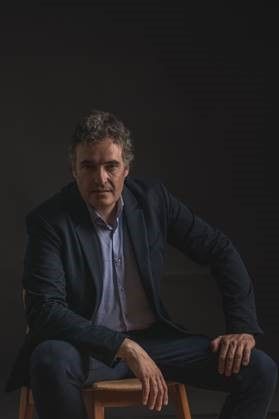 Elogio del Error de Francesc Robert Ribes: ‘Una ayuda sobre inversiones y nosotros mismos’ Elogio del Error de Francesc Robert Ribes: ‘Una ayuda sobre inversiones y nosotros mismos’