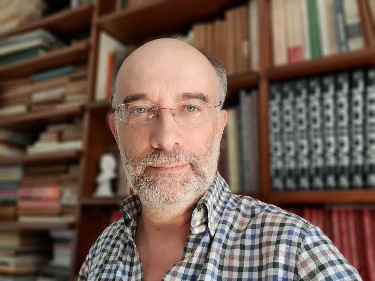 Una Inteligencia Artificial escribe sobre el amor Una Inteligencia Artificial escribe sobre el amor
