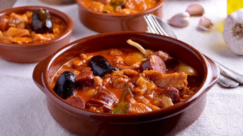 1704GuisosDeSiempreCallosMadrilenaChorizosPicantes3 Merca2.es