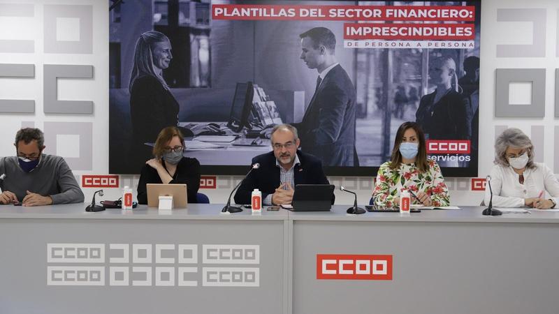 CCOO avisa de que el modelo laboral de la banca es «laboralmente insostenible» CCOO avisa de que el modelo laboral de la banca es «laboralmente insostenible»