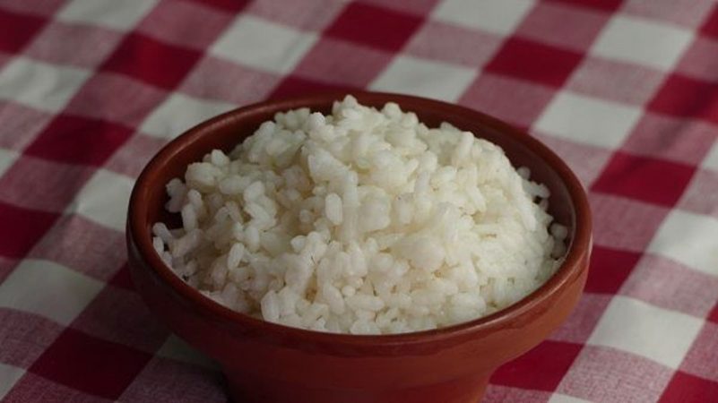 Este arroz con alioli está mucho más rico que 'a la cubana' 25 Merca2.es Arroz blanco suelto Merca2.es