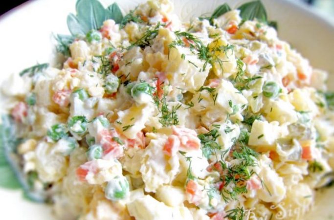 Ensaladilla rusa con restos 759x500 1 Merca2.es