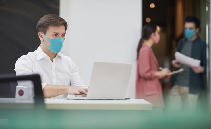 El uso de mascarillas le ha salido caro a los autónomos 14 Merca2.es HRTrends cuando es obligatorio el uso de mascarillas e instalar mamparas en el trabajo Merca2.es