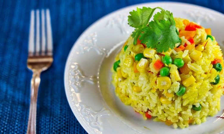 Arroz a la primavera: la receta de temporada más exquisita 29 Merca2.es arroz a la primavera Merca2.es