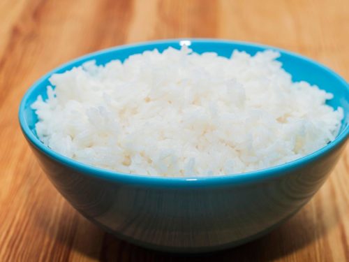 Ni duro, ni blando: el truco definitivo para hacer arroz blanco