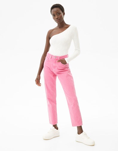 Bershka body asimétrico 30%