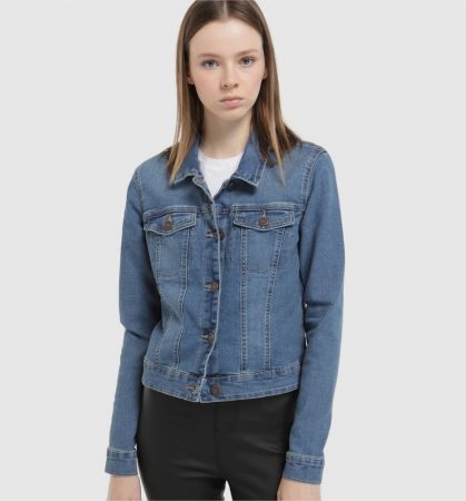 El Corte Inglés: estas son las chaquetas vaqueras más cool y económicas 4 Merca2.es cazadora basica noisy may el corte ingles