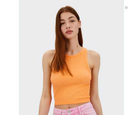 Stradivarius: esta es la camiseta preferida por todas para primavera 15 Merca2.es image 29 Merca2.es