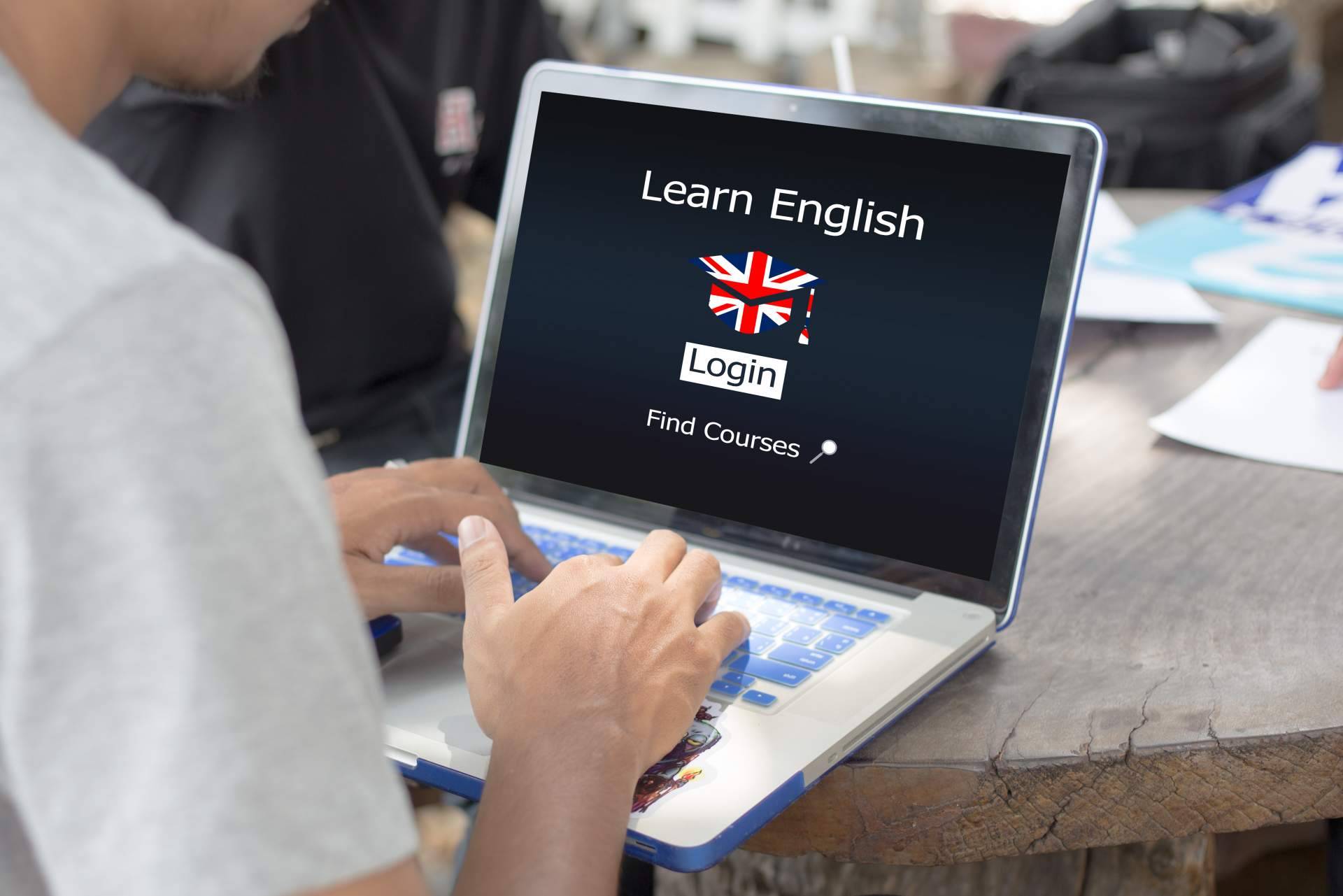 En la variedad está el gusto, A School of Fish Language Center lo pone de manifiesto