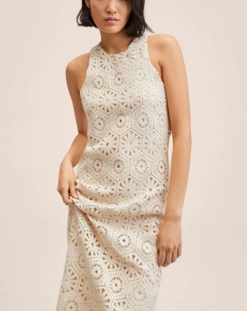 screenshot shop.mango .com 2022.04.06 11 18 45 Merca2.es