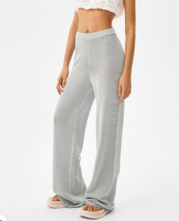 screenshot www.bershka.com 2022.04.07 10 09 47 Merca2.es