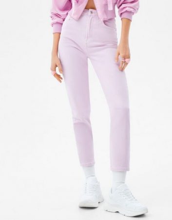 screenshot www.bershka.com 2022.04.17 13 24 09 Merca2.es