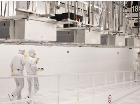wiyo-microchips-planta-salas-blancas Sala blanca donde se producen microchips como los de Wiyo