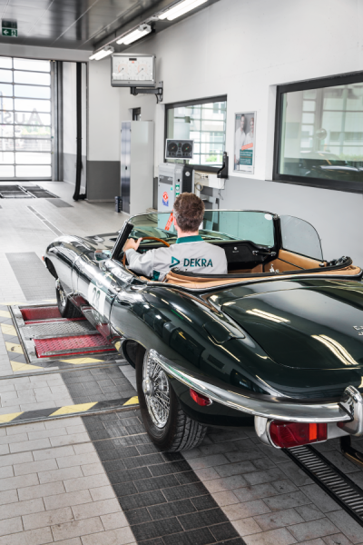 DEKRA inicia su estrategia en Inspección Técnica de Vehículos en España