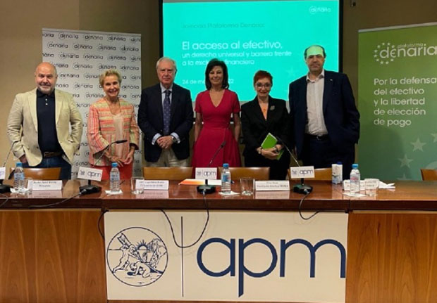 Plataforma Denaria solicita la eliminación de restricciones al uso del efectivo