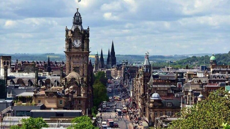 Edimburgo Calton Hill FB 004 Merca2.es