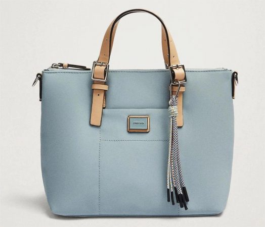 ¡El bolso más 'trendy' de El Corte Inglés es de Parfois y cuesta 25'99€! 23 Merca2.es bolso liso azul parfois el corte ingles