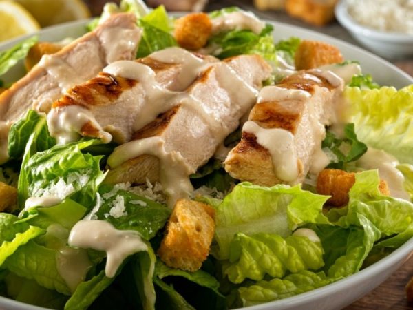 Ensalada césar: la receta de Jordi Cruz que te va a apetecer todos los días 5 Merca2.es ensalada césar