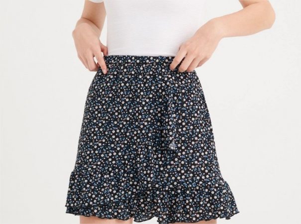 El Corte Inglés: la falda de Green Coast perfecta para llevar a diario por 25'99€ y otras gangas 32 Merca2.es falda estampado flores inside el corte ingles