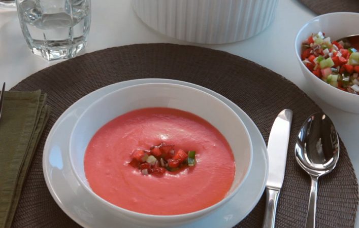 gazpacho de fresas grande Merca2.es