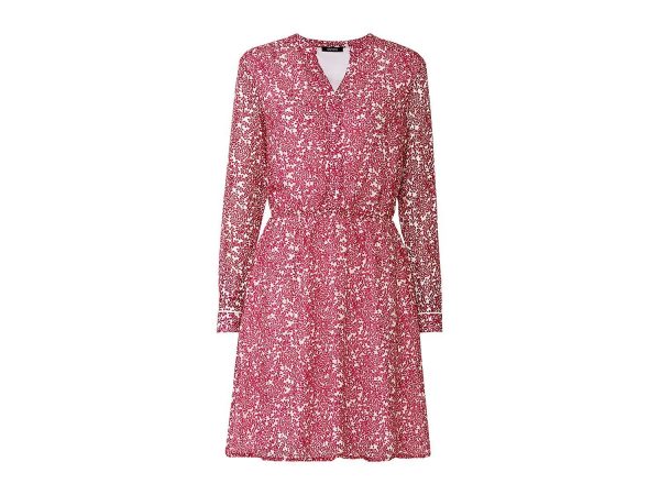 La blusa de Lidl que parece de marca solo cuesta 9,99 euros 22 Merca2.es image 248 Merca2.es