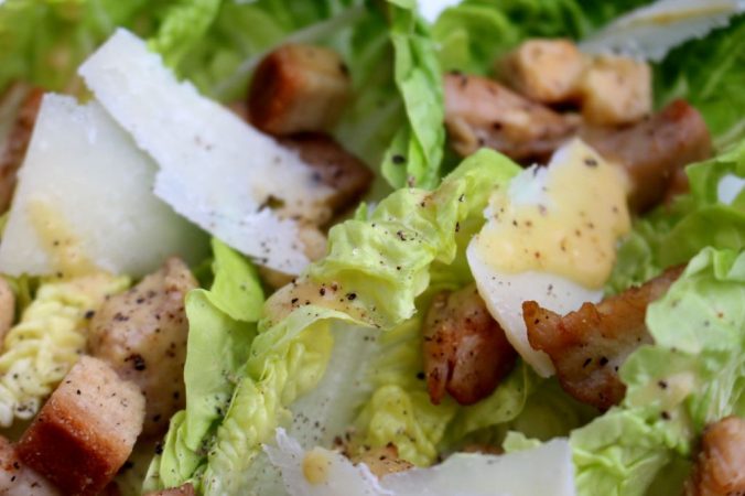 Ensalada césar: la receta de Jordi Cruz que te va a apetecer todos los días 7 Merca2.es ensalada césar