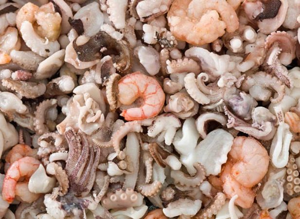 Cómo congelar mariscos con conchas