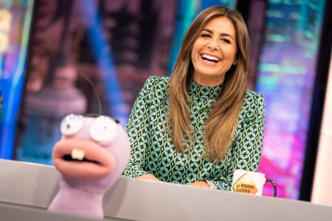 nuria roca hormiguero conjunto estampado mango Merca2.es