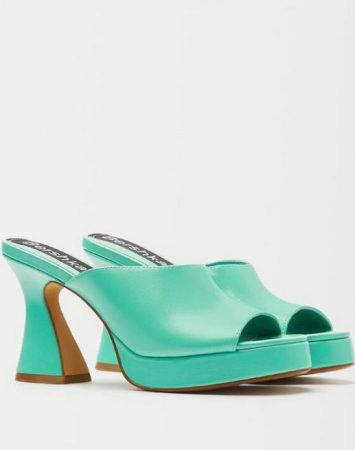 screenshot www.bershka.com 2022.05.14 19 55 12 Merca2.es