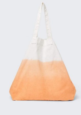 Los pendientes de Stradivarius por 7,99 euros que parecen de oro 38 Merca2.es screenshot www.stradivarius.com 2022.05.13 10 15 15 Merca2.es