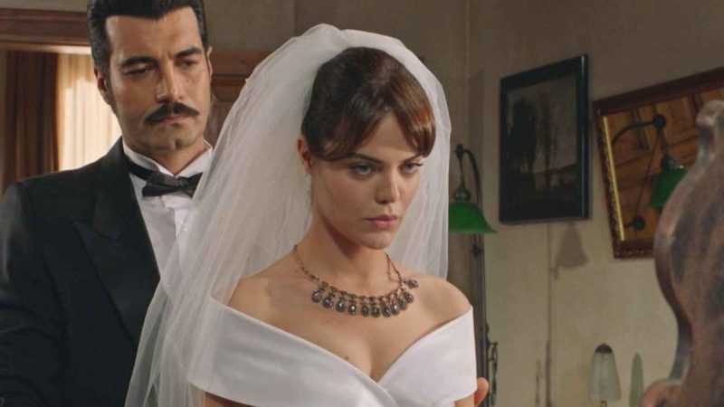 Tierra Amarga: cómo ver el final de la serie antes que nadie 37 Merca2.es 592201860 193369341 1706x960 Merca2.es