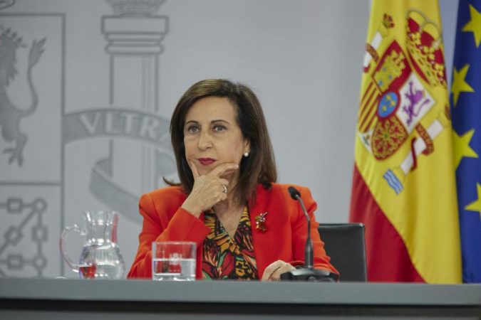 El rol que juega de Margarita Robles y la frágil relación existente entre la Casa Real
