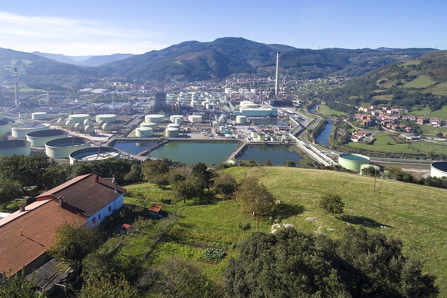 Biojet, el futuro sostenible de la aviación 1 Merca2.es Petronor Bilbao